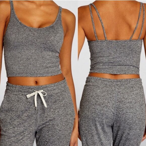 Vuori Halo Performance Crop Top in heather gray large - Picture 2 of 7